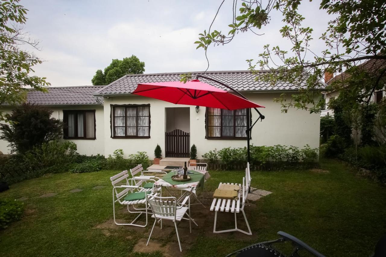 Hellenyi Apartmanok Harkány Exterior photo