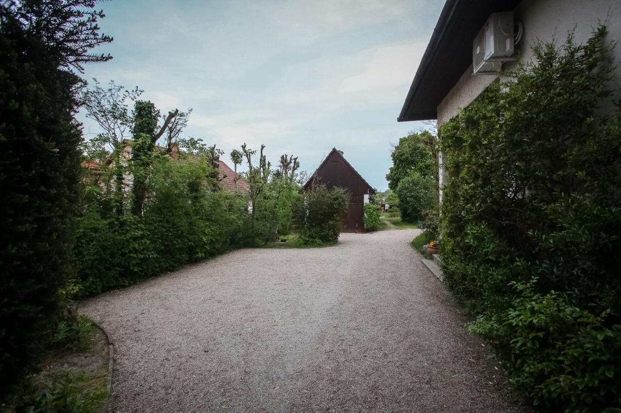 Hellenyi Apartmanok Harkány Exterior photo